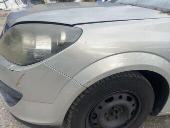 Opel Astra H 1.7 2006 - 3