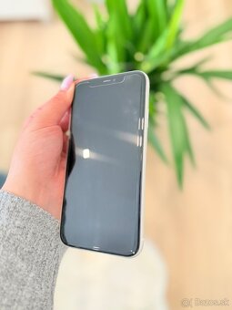 Predám IPhone 11 64GB - 3