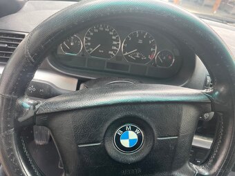 Rozpredám BMW E46 sedan – náhradné diely - 3