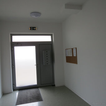 SENEC – NA PRENÁJOM - exkluzívny 3 izbový byt v novostavbe v - 3