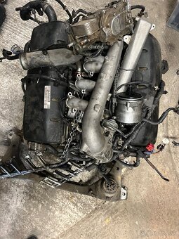 VW Touareg 7L 5.0TDI V10 motor predám rozpredam - 3