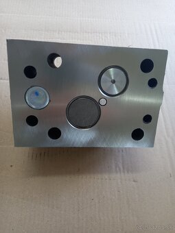 Hlava valcov Zetor Major 3V, 4V - 3