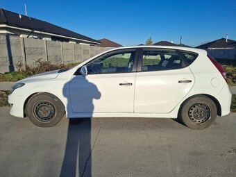 Hyundai i30 1.6 CRDi (2011) - 3