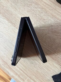 Samsung z Flip 7 - 3
