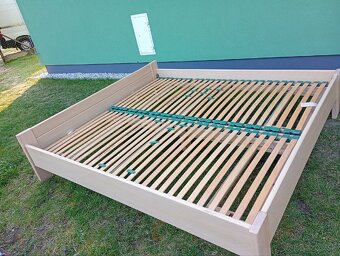 Manželská posteľ - 3