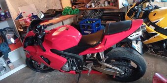 Honda CBR 600re - 3