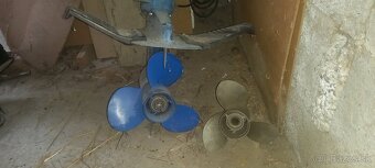 Zavesny lodny motor YAMAHA 40 - 3