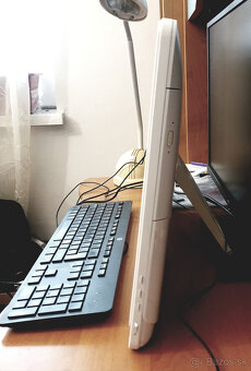 Dell Inspiron 22 3264 – All-in-One PC – i3 / 8 GB RAM / 256 - 3