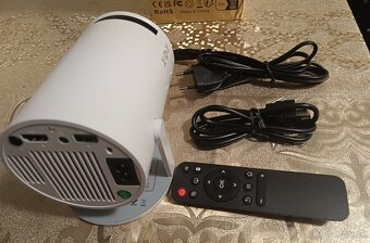 Android FullHD LED  prenosný projektor - 3