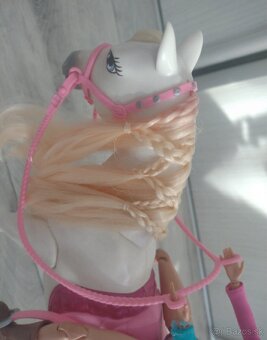 Barbie Kôň - 3