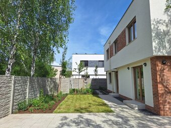 Novostavba 5-izb. rodinného domu – Turbínová 5A, Bratislava - 3