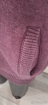 Fialový pulóver - 3