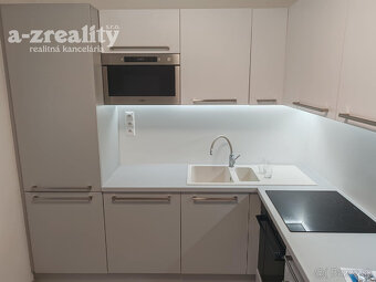 Pekný 1 izbový byt na prenájom v Komárne - 3