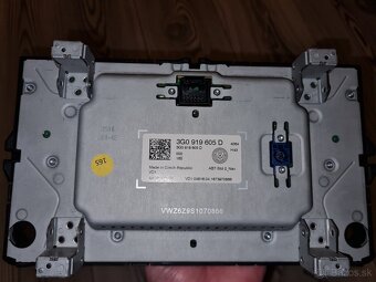 Predám display na vw mib radio discover 6,5" - 3