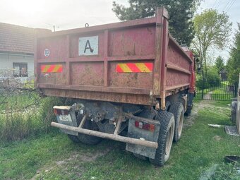 Tatra 815 sklápěč - 3