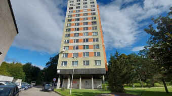 3-izb. byt v Leviciach - Centrum - 2x balkón - 3