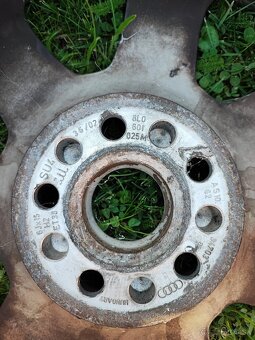 predám elektróny R15 6J ET38 5x100, zimne pneu na dojazd - 3