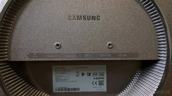 Herný Monitor Samsung C27RG50FQR 240HZ - 3