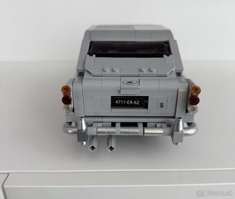 Lego - Creator Expert 10262 Bondov Aston Martin DB5 - 3