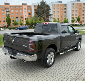 DODGE RAM 1500 5.7 HEMI—2018—4x4—TAŽNÉ 3.5t—159.000km - 3