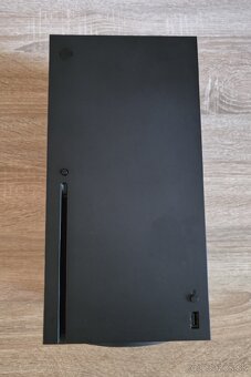 Xbox series x + 2 gamepady - 3