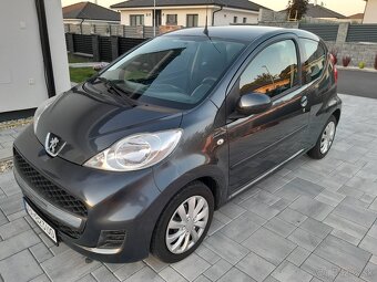 Peugeot 107 automat r.v 2010 benzín Klimatizácia - 3