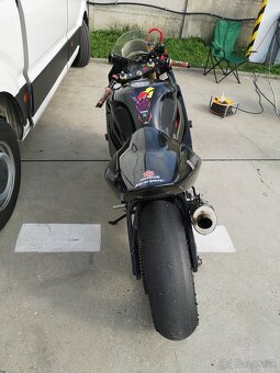 Predám okruhovku suzuki gsxr 600 k4 - 3