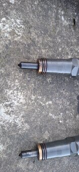 038130073AL  Vstrekovače 1.9TDI 96kW , 110kW - 3