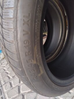 Continental 245/45R19 V XL - 3