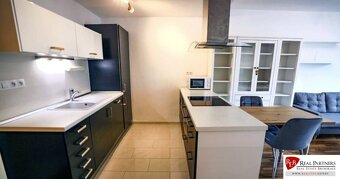 Prenájom 2-izb.byt s loggiou a garážou, Bratislava-Ružinov - 3