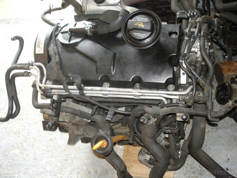 1.9 tdi bxe motor, agregat, diely passat b6 , hlava, vstreky - 3