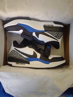 Jordan Legacy 312 White Game Royal EU42.5 - 3