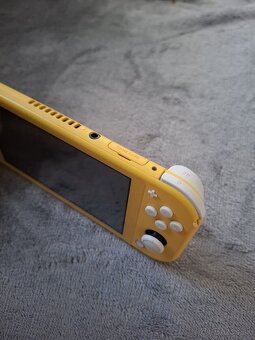 Predám / Vymením - Nintendo Switch Lite - 3