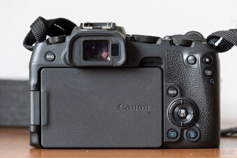 CANON EOS RP - iba 15 000 snímkov - 3