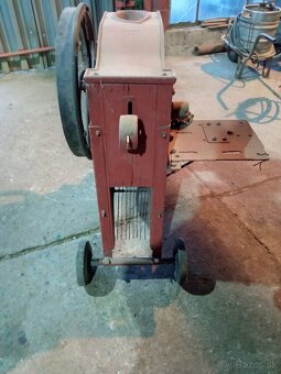 Predám moržovák-lúpač kukurice. - 3