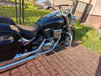 Suzuki C 800 VL 800 Intruder - 3