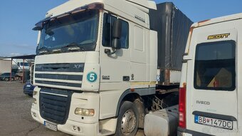 Predám ťahač DAF XF105 2ks - 3