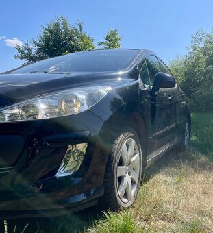 Peugeot 308 1.6E 131km panorama - 3