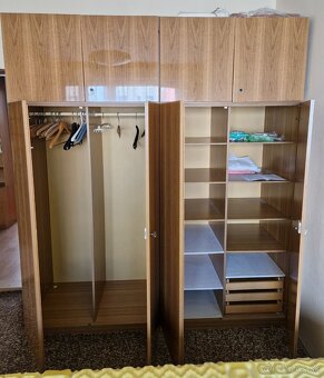 Darujem za odvoz - skrine s nádstavcom - 3