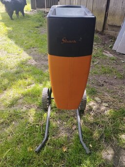 Drvič konárov SHARK - 3
