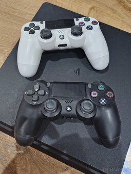 Predám PS4 slim - 3
