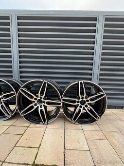 Predám elektróny Mercedes-Benz R19 AMG dvojrozmer - 3