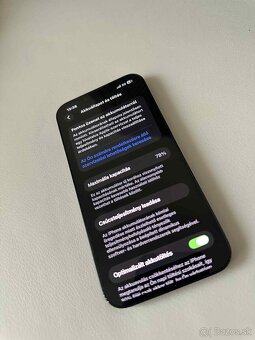 iPhone 13 Midnight - 3