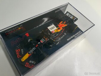 Max Verstappen RB19 - Minichamps 1/43 - znížená cena - 3