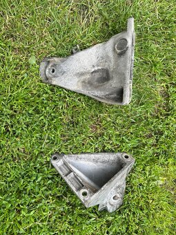 Bmw e60 535d 200kW originálne držiaky motora - 3