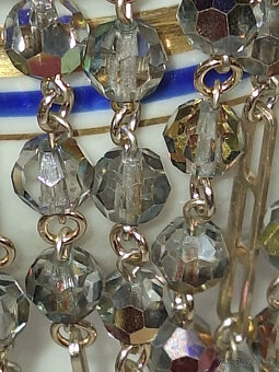 KRÁSNY STARÝ NÁHRDELNÍK - 3