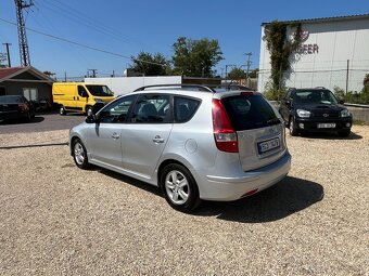 Hyundai i30 1.6CRDi 66kw - 3