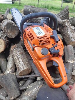 Predám husqvarnu 445 - 3