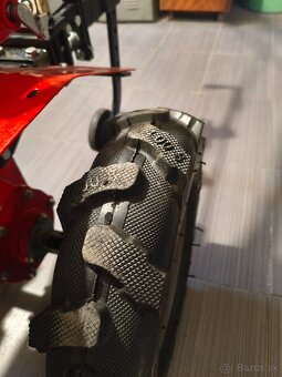 Predám malotraktor Hecht 7970 - 3