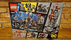 LEGO Super Heroes Batcave Clayface Invasion 76122 - 3